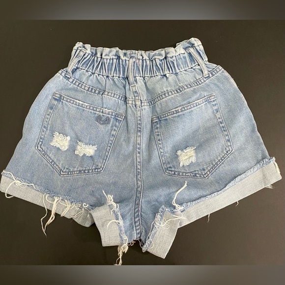 Show Me Your MuMu Emilia Jean Shorts
Elastic Waistband High Rise Like New - Picture 9 of 16